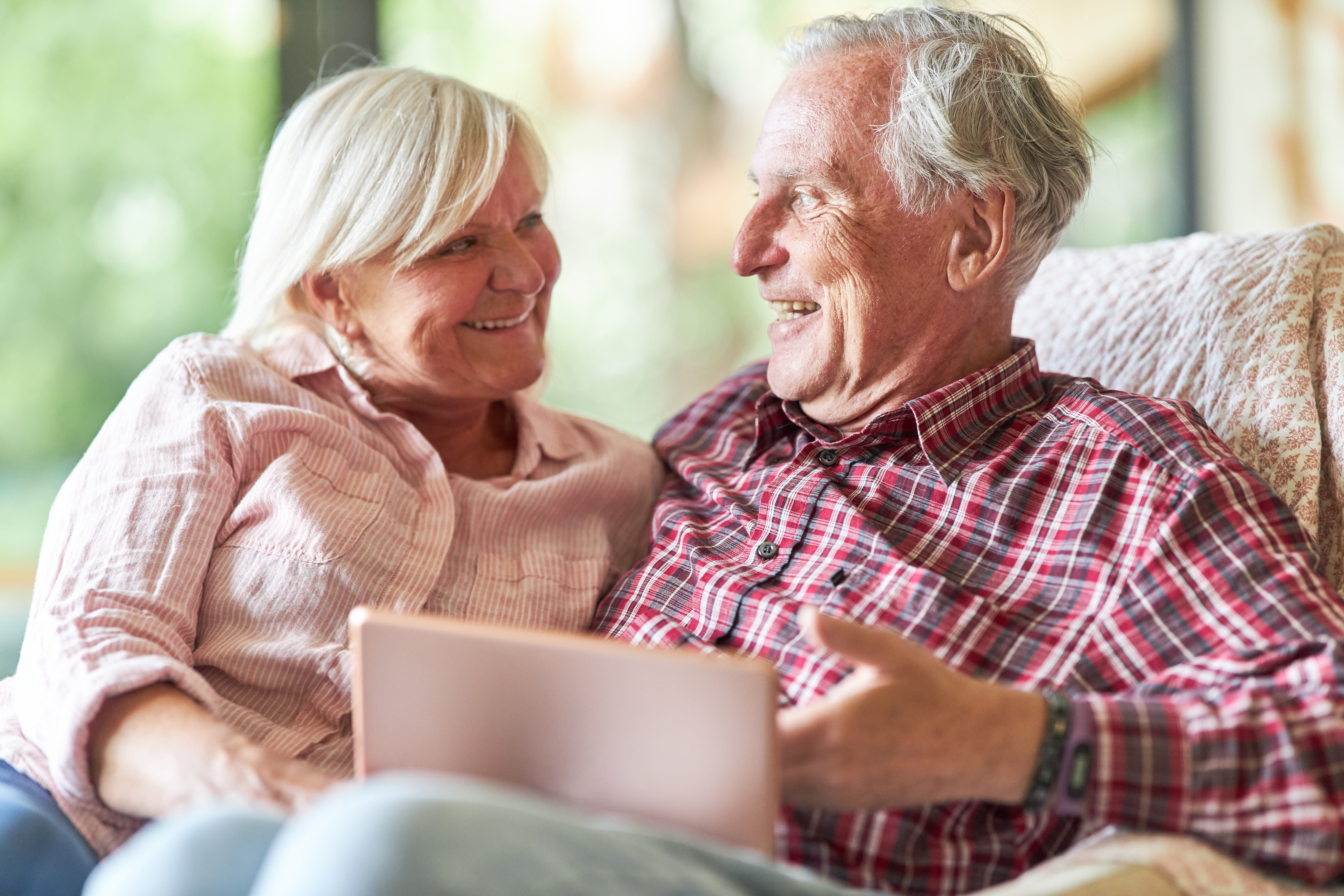 senior-couple-happy-after-buying-high-risk-life-insurance